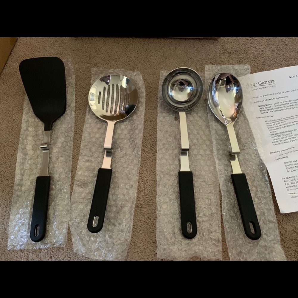 4 pack of “No Mess Utensils”